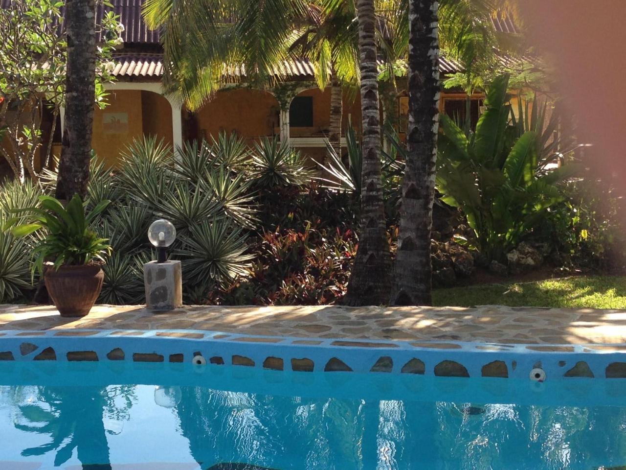 Bed and Breakfast Pashmina House à Watamu Extérieur photo