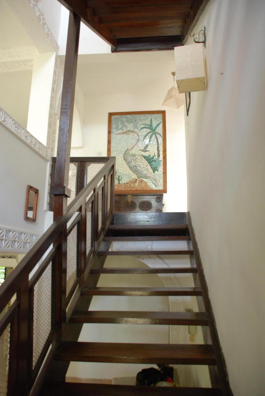 Bed and Breakfast Pashmina House à Watamu Extérieur photo