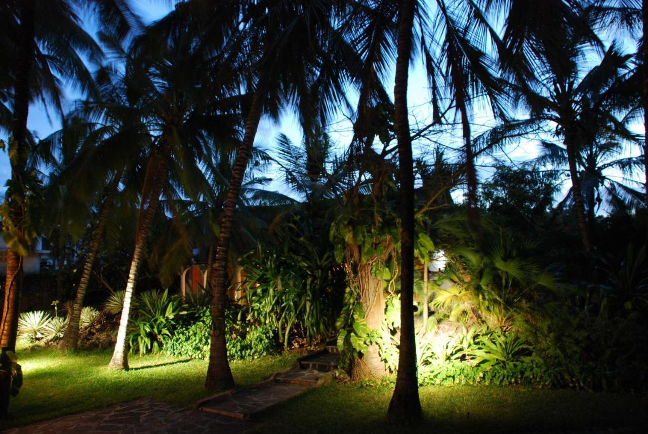 Bed and Breakfast Pashmina House à Watamu Extérieur photo