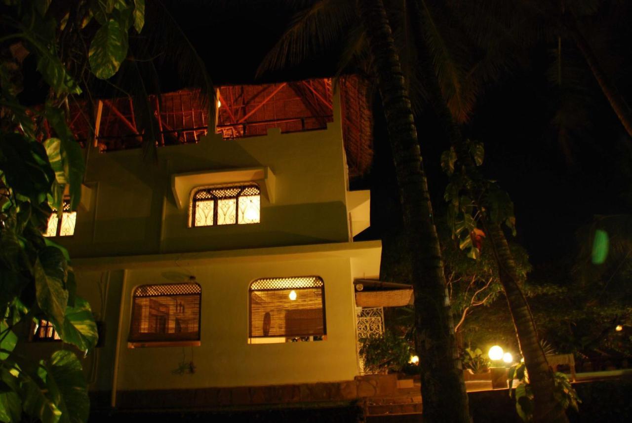 Bed and Breakfast Pashmina House à Watamu Extérieur photo