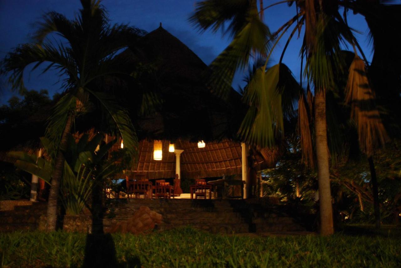 Bed and Breakfast Pashmina House à Watamu Extérieur photo