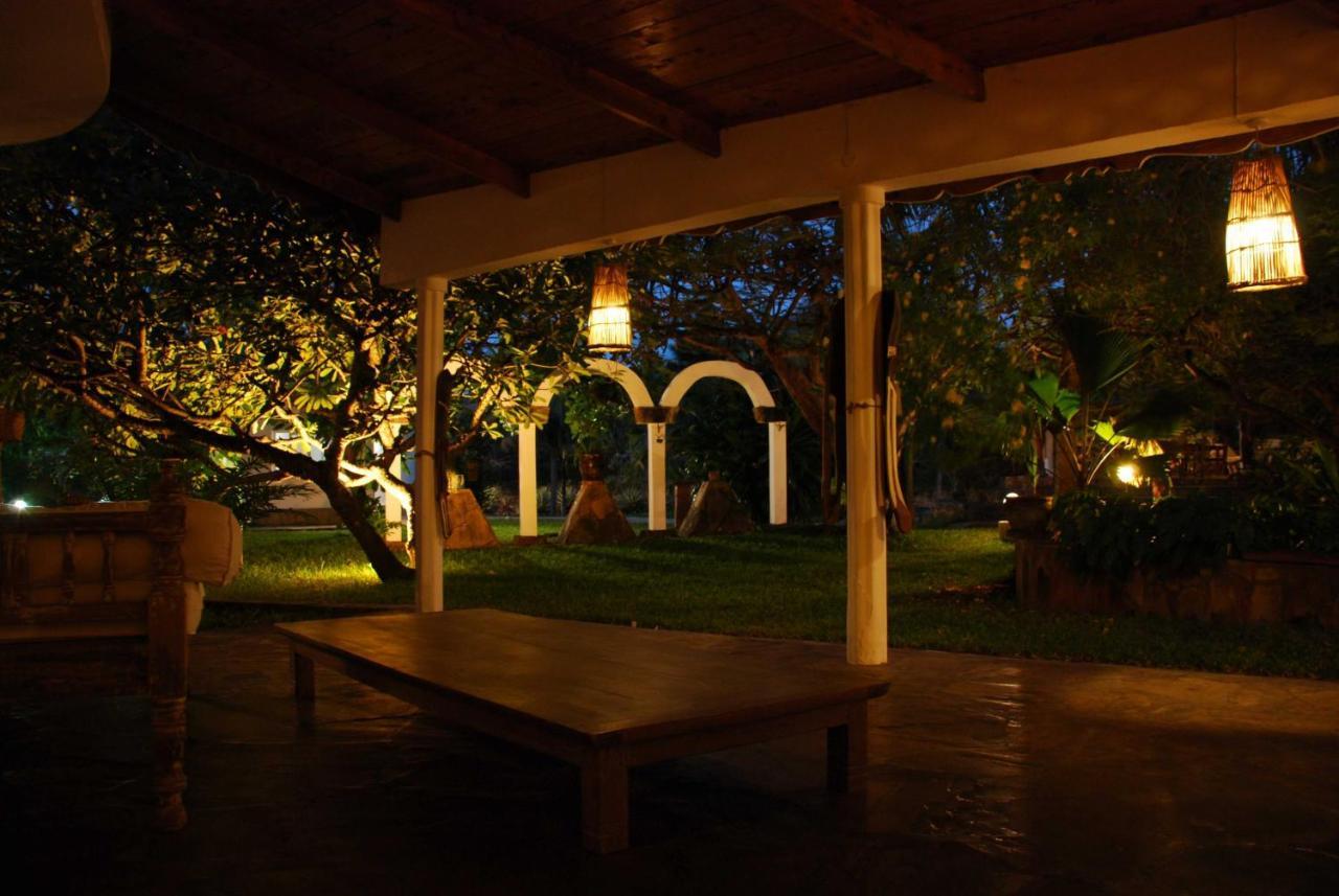 Bed and Breakfast Pashmina House à Watamu Extérieur photo