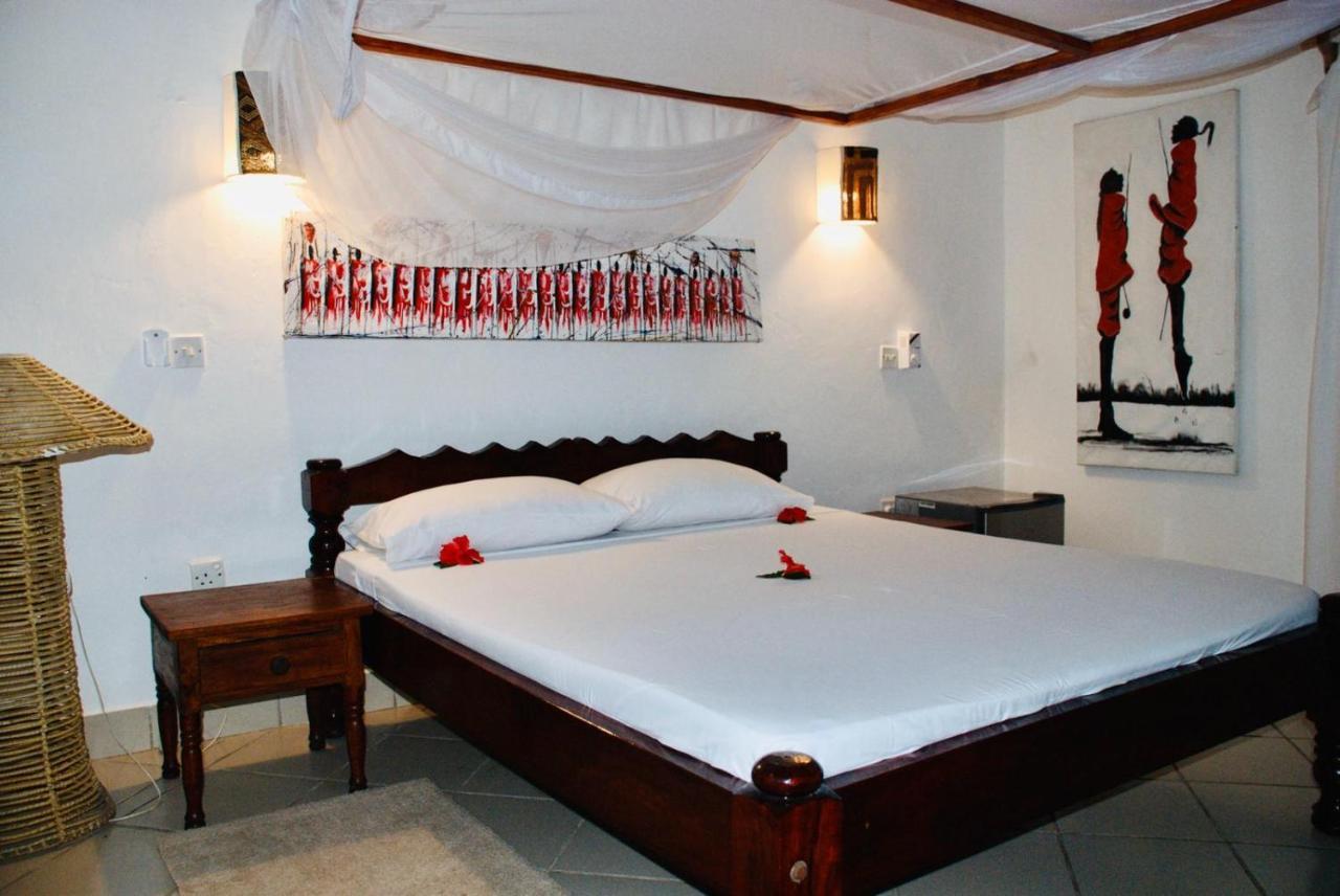 Bed and Breakfast Pashmina House à Watamu Extérieur photo