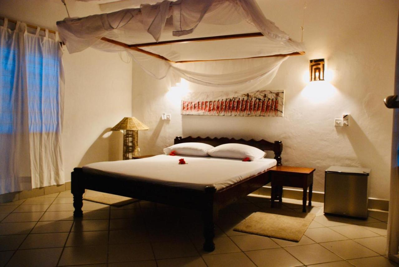 Bed and Breakfast Pashmina House à Watamu Extérieur photo